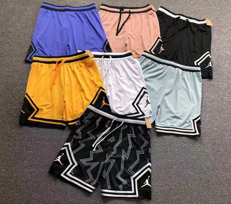NBA BASKETBALL AIR JORDAN SHORTS 31040314002（im 170cm 60kg i wear size XL in the phot）