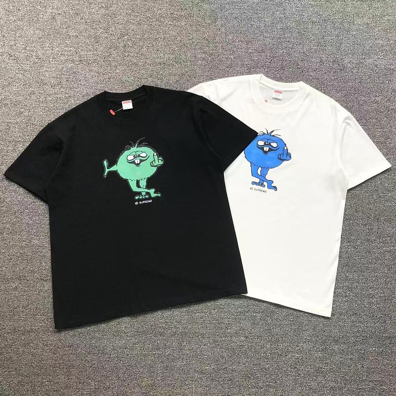 SUPREME T-SHIRT 5252520123（im 170cm 60kg i wear size M in the phot）