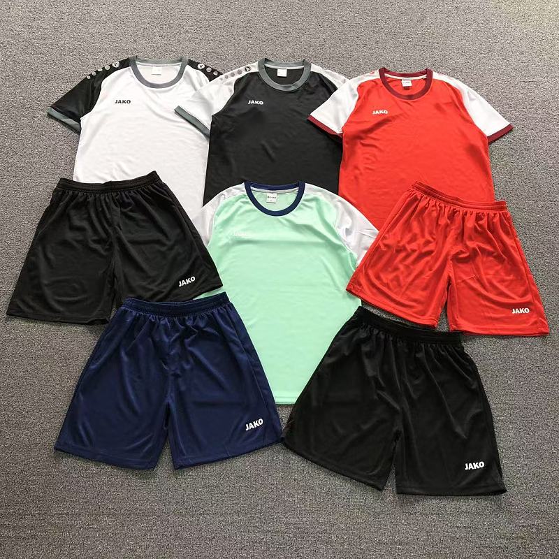 FOOTBALL T-SHIRT SHORTS 129438002（im 170cm 60kg i wear size M in the phot）
