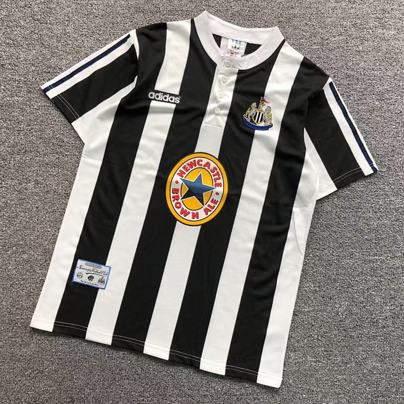 FOOTBALL T-SHIRT 11071012002（im 170cm 60kg i wear size L in the phot）