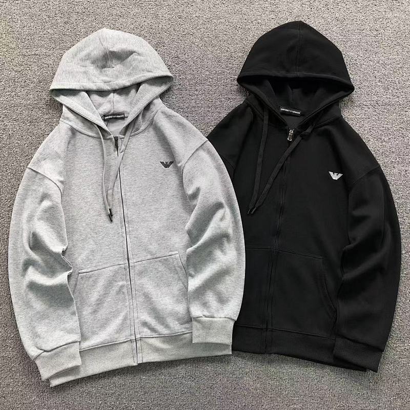 EMPORIO ARMANI HOODIE 2111240801（im 170cm 60kg i wear size M in the phot）