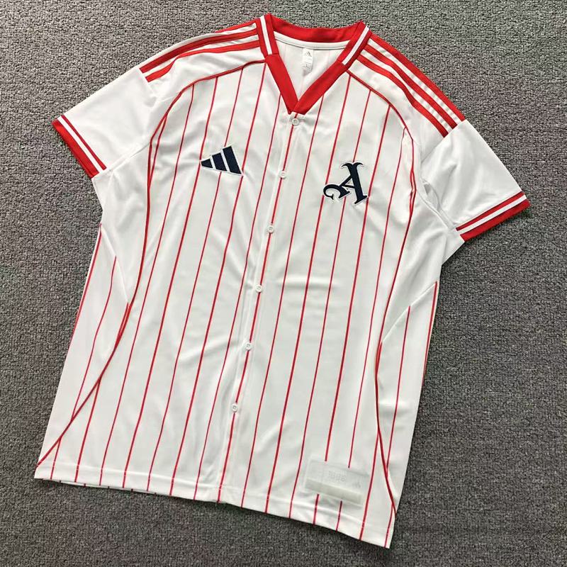 FOOTBALL T-SHIRT 11081239002（im 170cm 60kg i wear size L in the phot）