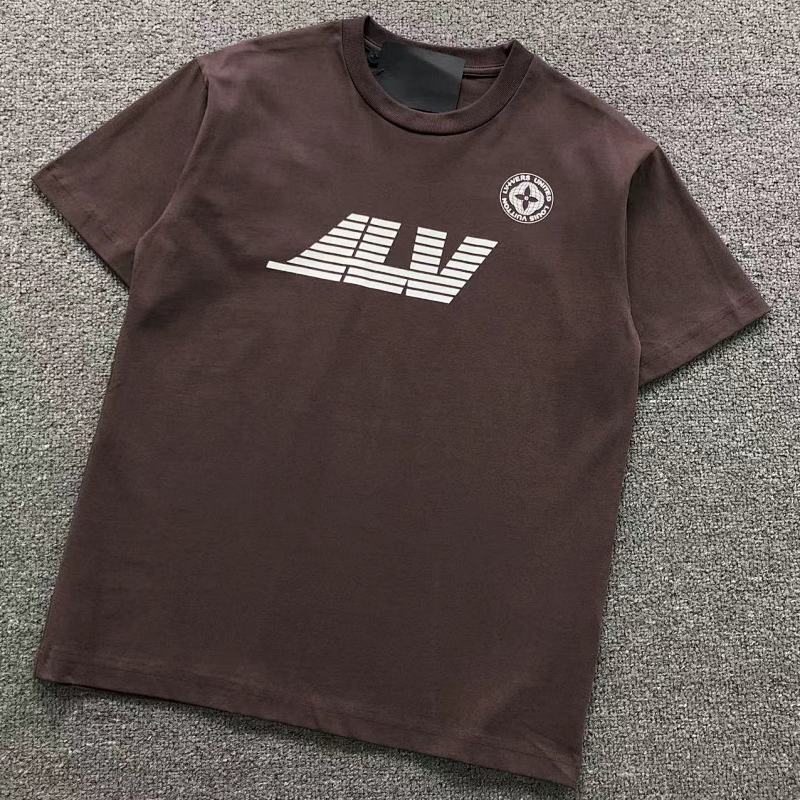 LV T-SHIRT 582601126（im 170cm 60kg i wear size XS in the phot）
