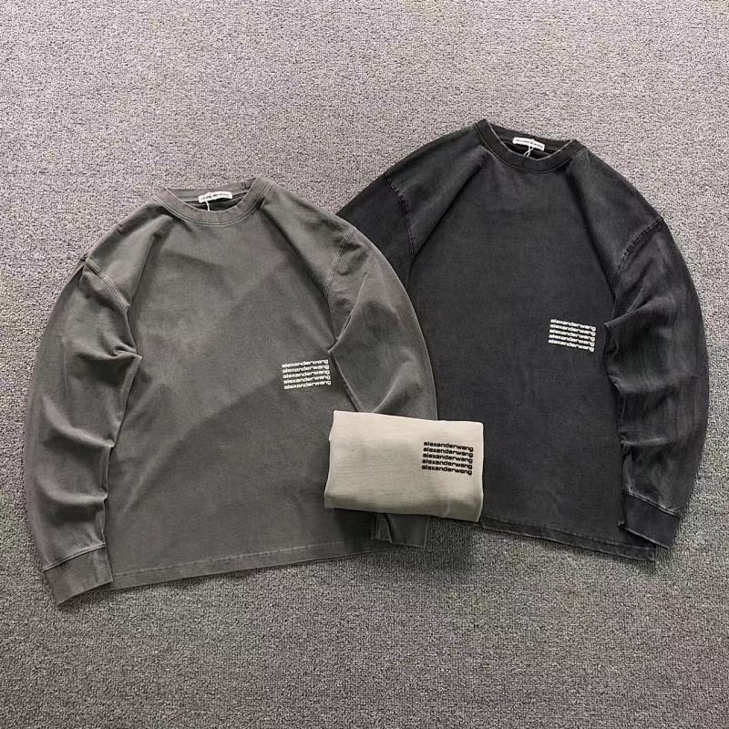 ALEXANDER WANG LONG SLEEVED 58150305（im 170cm 60kg i wear size L in the phot）