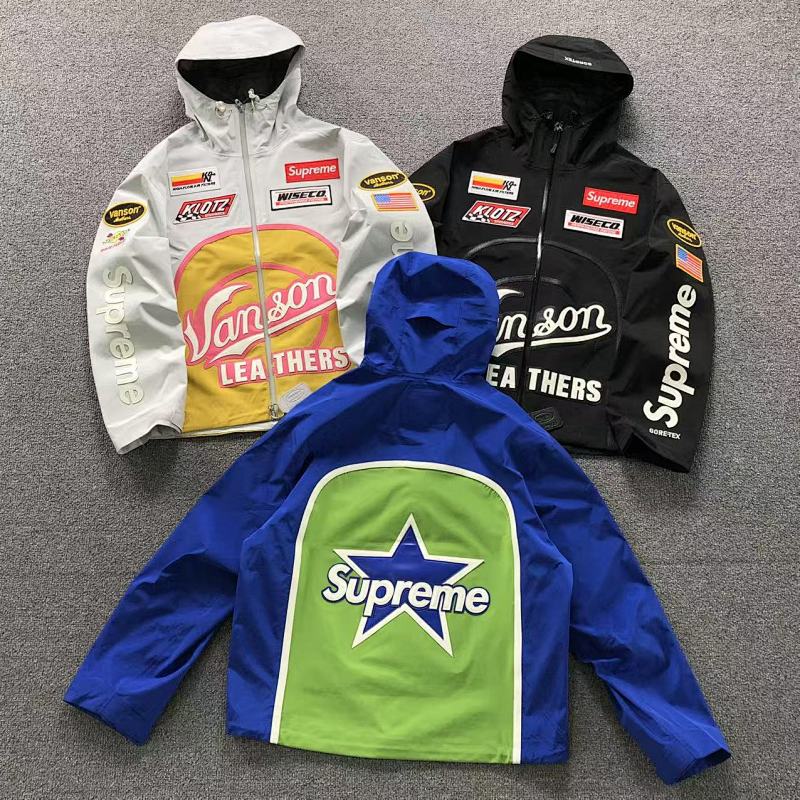 SUPREME JACKET 1112053135（im 170cm 60kg i wear size M in the phot）