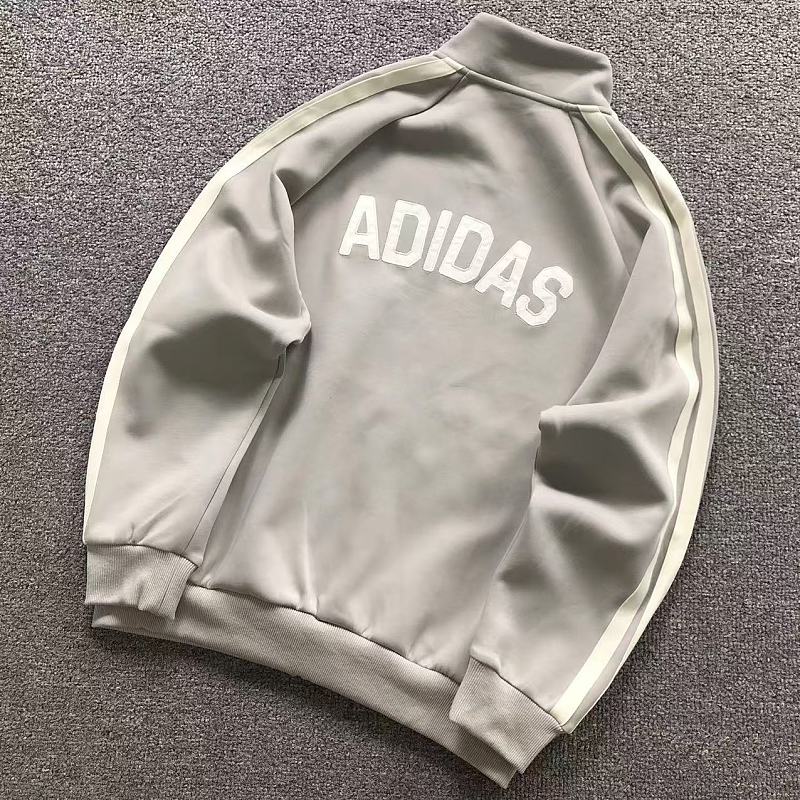ADIDAS HOODIE 1283103159（im 170cm 60kg i wear size S in the phot）