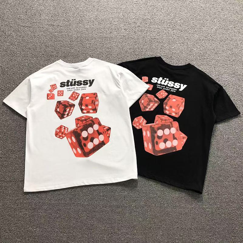 STUSSY T-SHIRT 1271415159（im 170cm 60kg i wear size S in the phot）