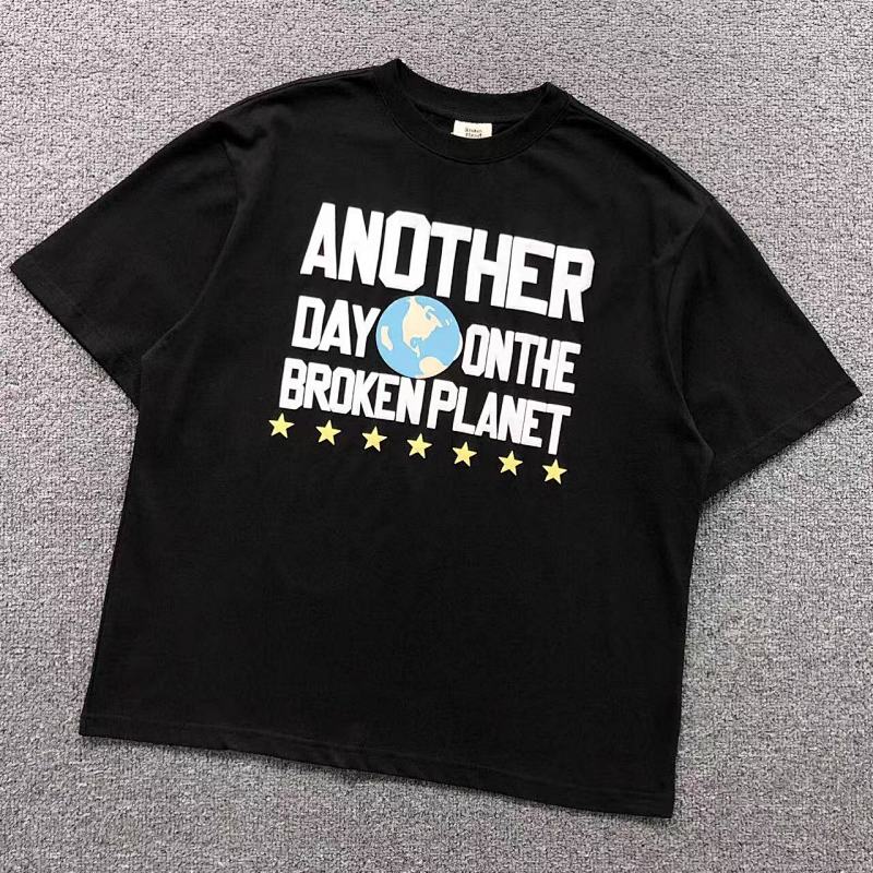 BROKEN PLANET T-SHIRT 502151017（im 170cm 57kg i wear size S in the phot）