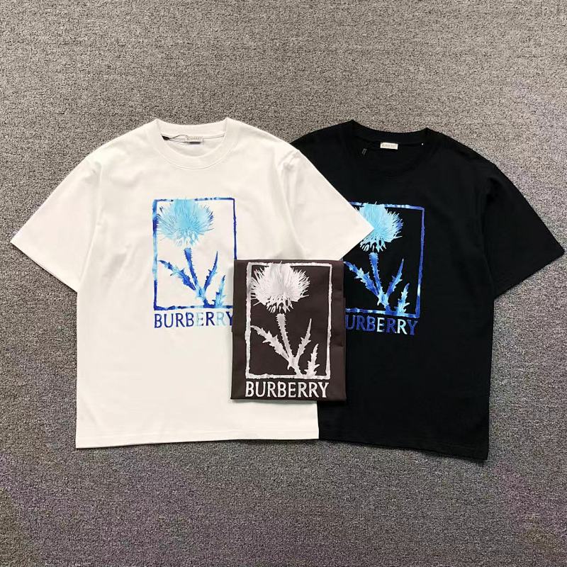 BURBERRY T-SHIRT 3201190203（im 170cm 60kg i wear size M in the phot）