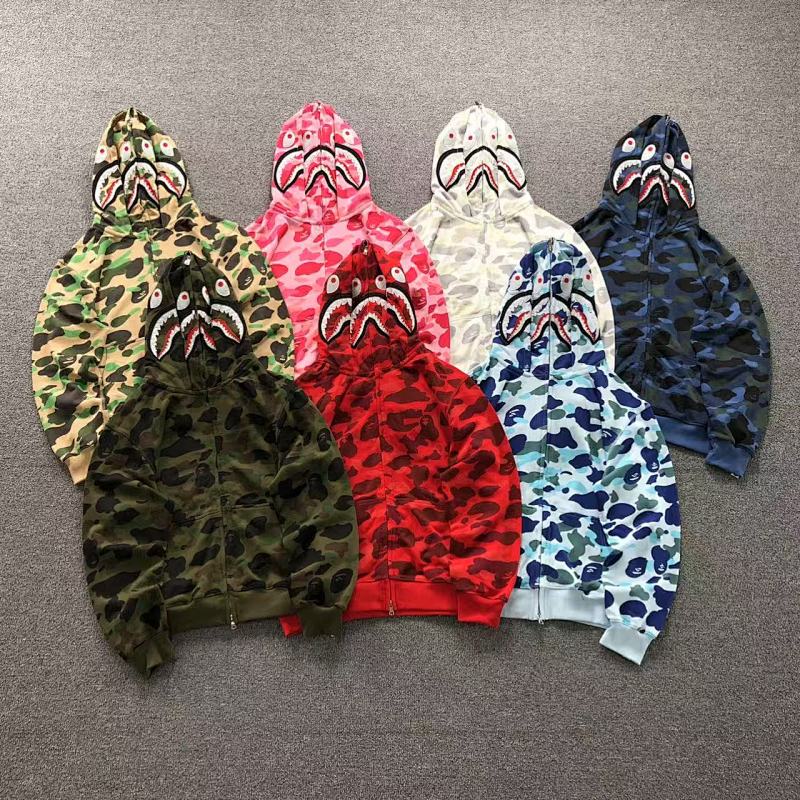 BAPE HOODIE 48210477（im 170cm 60kg i wear size XL in the phot）