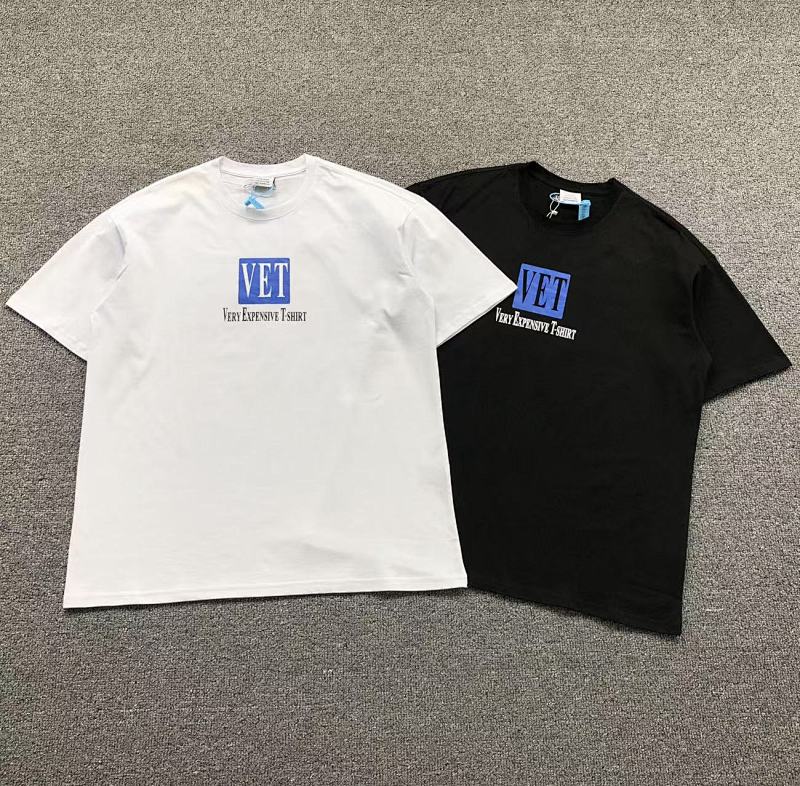 VETEMENTS T-SHIRT 502110728（im 170cm 57kg i wear size M in the phot）