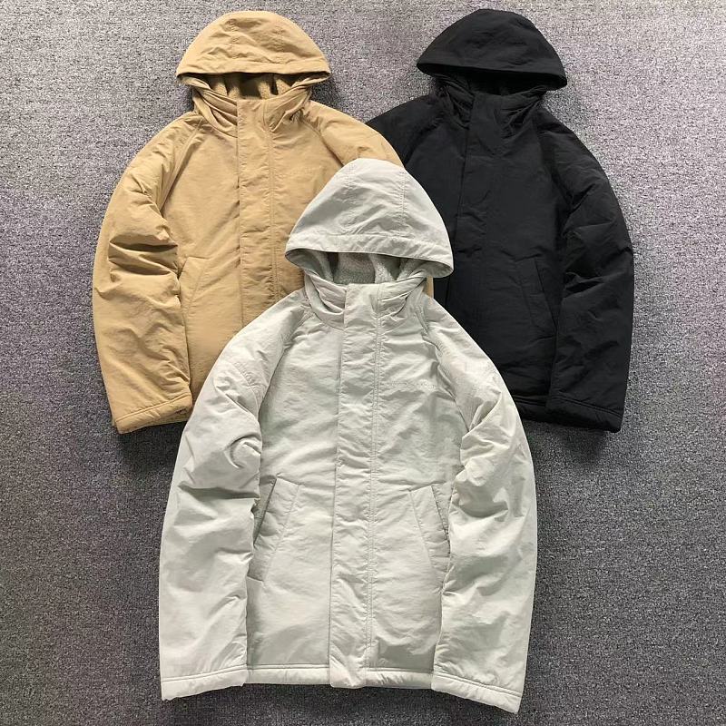 CANADA GOOSE FLEECE JACKET 3208230215（im 170cm 60kg i wear size S in the phot）