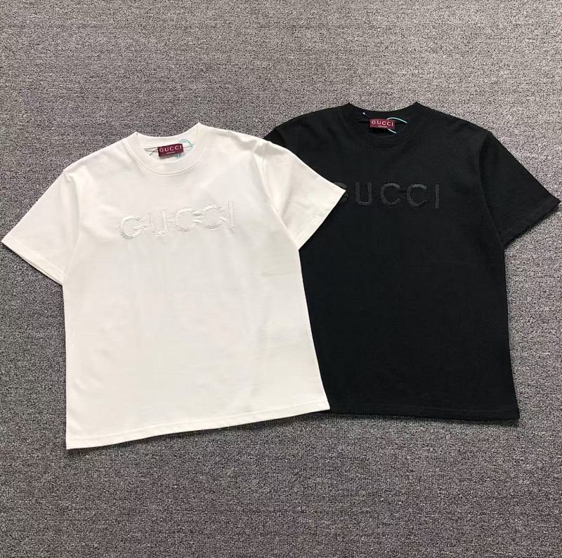 GUCCI T-SHIRT 4112150921（im 170cm 57kg i wear size S in the phot）