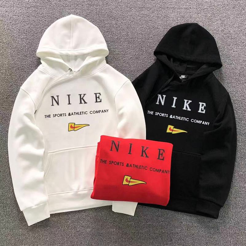 NIKE HOODIE 412041401（im 170cm 60kg i wear size M in the phot）