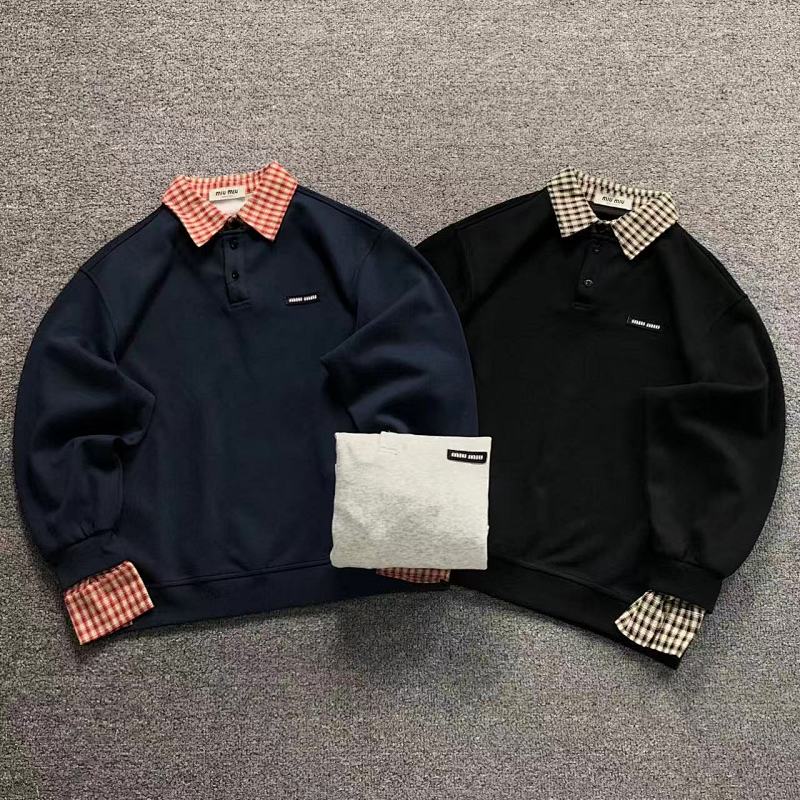 MIU MIU LONG SLEEVED 22032713001（im 170cm 60kg i wear size L in the phot）