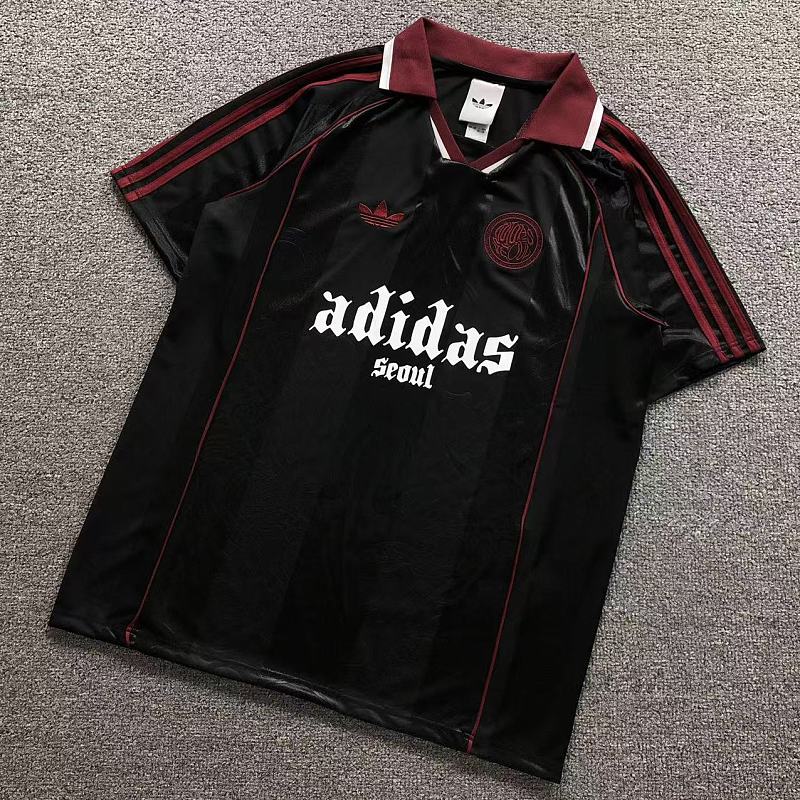 FOOTBALL T-SHIRT 1282828002 （im 170cm 60kg i wear size L in the phot）