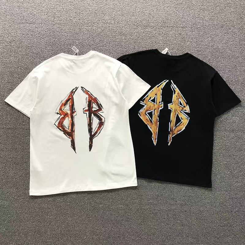 BALENCIAGA T-SHIRT 22051313172（im 170cm 60kg i wear size L in the phot）