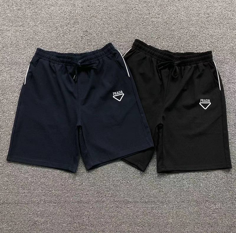 PRADA SHORTS 3203235820（im 170cm 60kg i wear size XL in the phot）