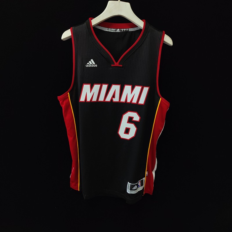 Lebron James #6 【Miami Heat】Black swingman jersey