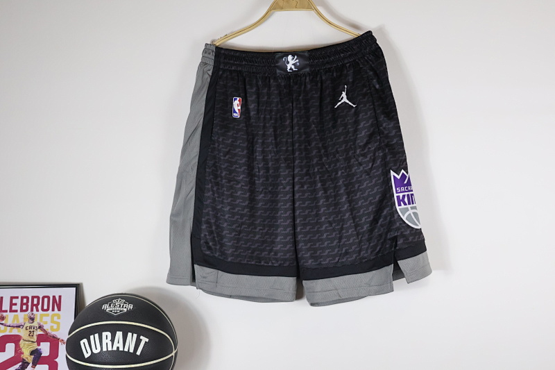 Sacramento Kings 23赛季国王宣告黑裤热压