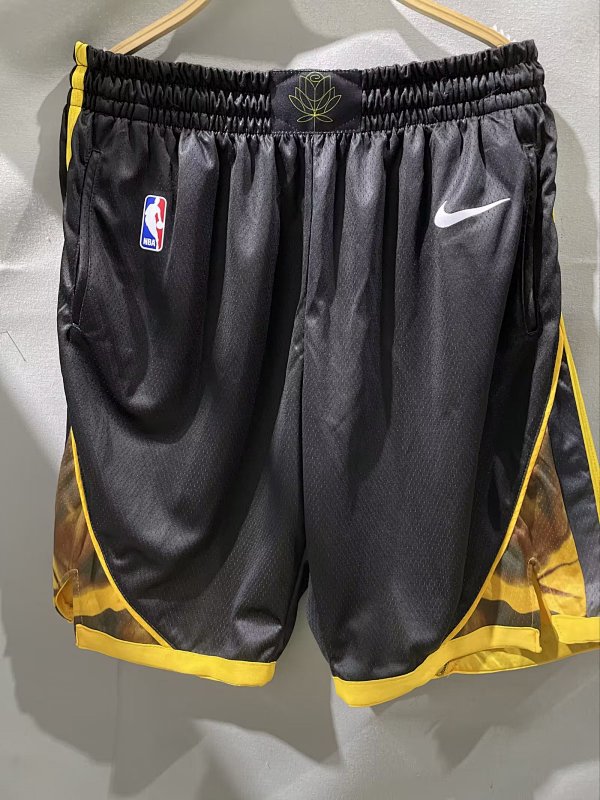 Men's Golden State Warriors Nike Black 2022/23 City Edition Swingman Shorts