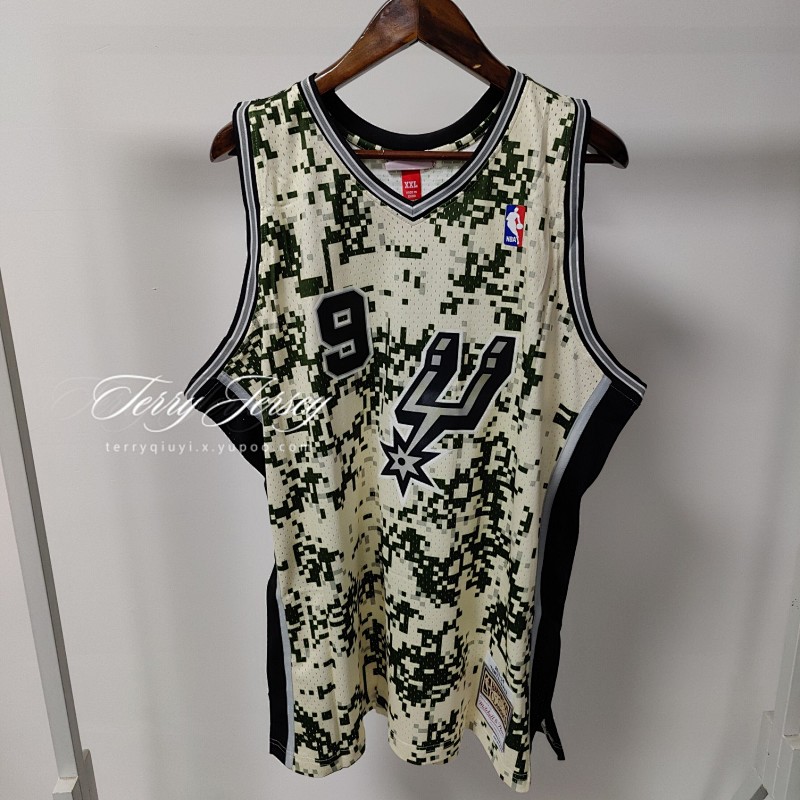 【MN】San Antonio Spurs MN热压复古球衣：SW 马刺队 迷彩 9号 帕克