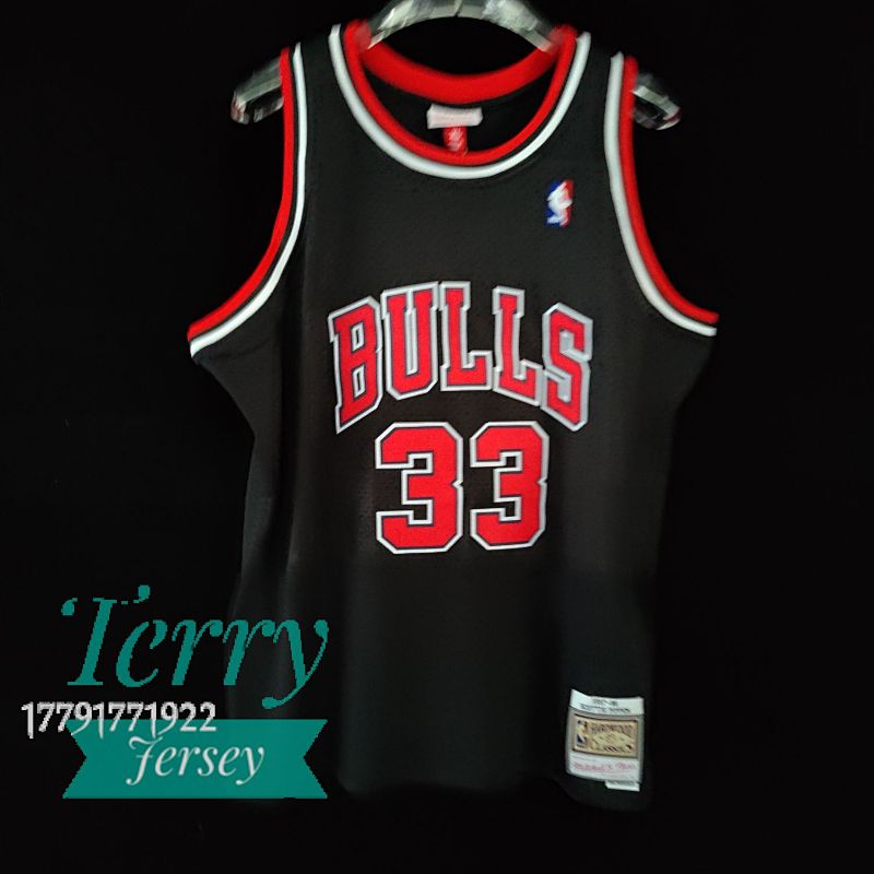【MN】【Chicago Bulls】热压复古球衣：SW公牛队98赛季黑色33号皮蓬