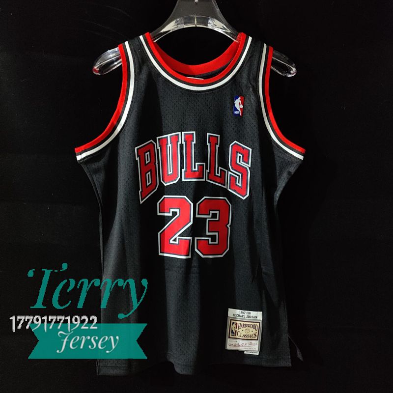 【MN】【Chicago Bulls】热压复古球衣：SW公牛队98赛季黑色23号 乔丹