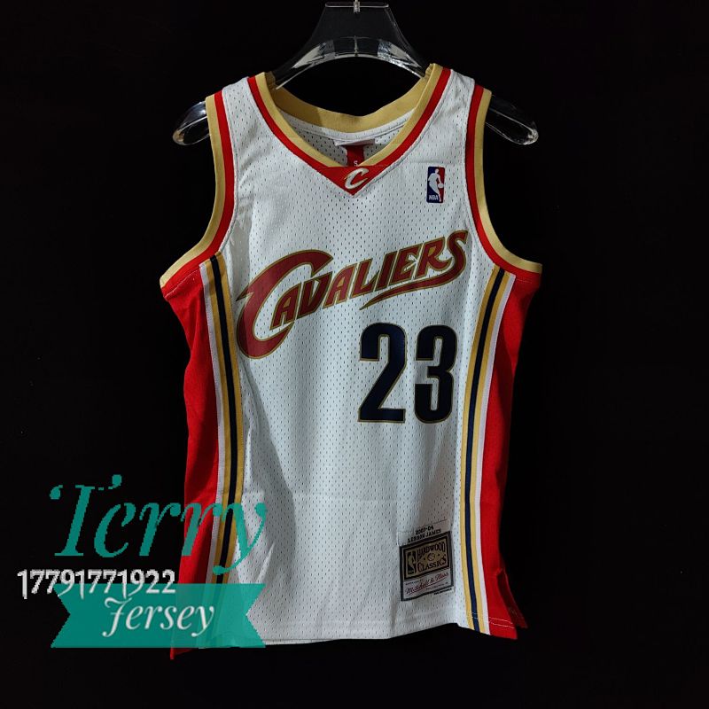 【MN】【Cleveland Cavaliers】热压复古球衣：SW 骑士队 03/04赛季 白色 23号 詹姆斯