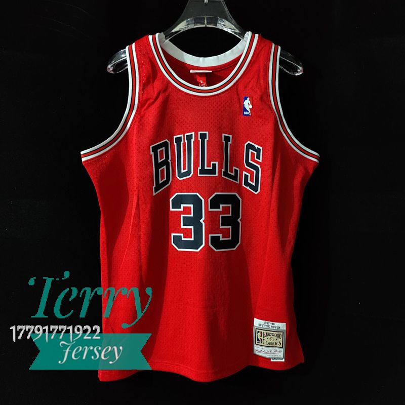 【MN】【Chicago Bulls】热压复古球衣：SW公牛队98赛季红色33号 皮蓬