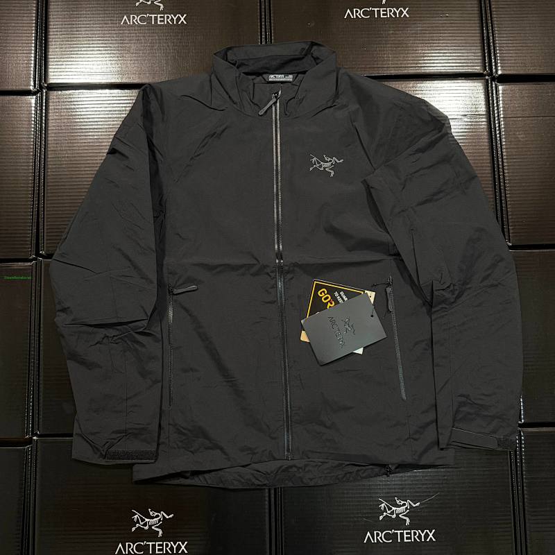 Kadin Jacket