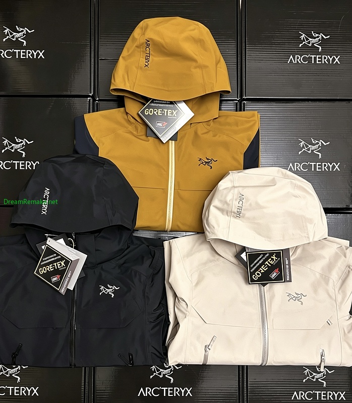 Macai Windbreaker