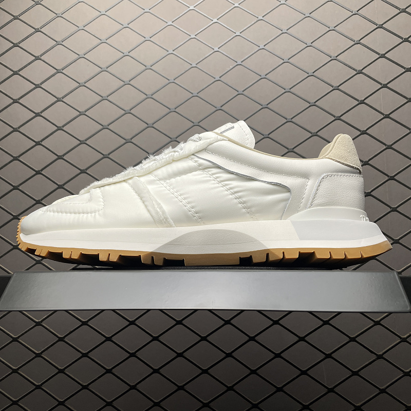 MARGIELA RUNNER MM6