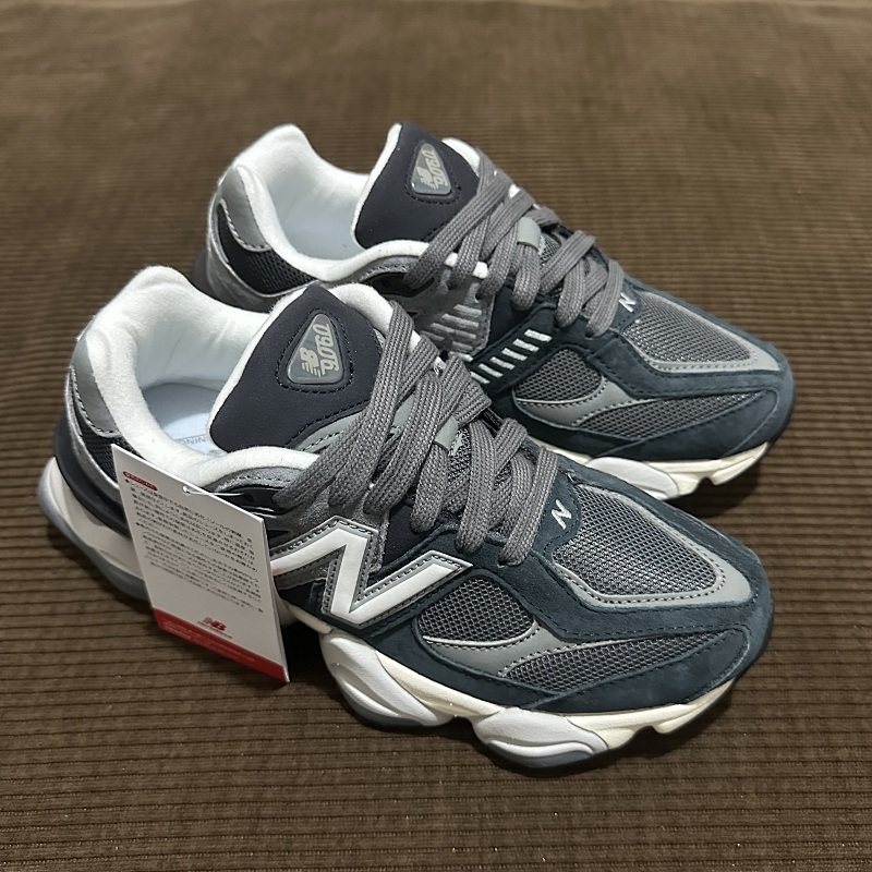 NEW BALANCE 9060