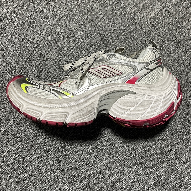 BALENCIAGA 10XL