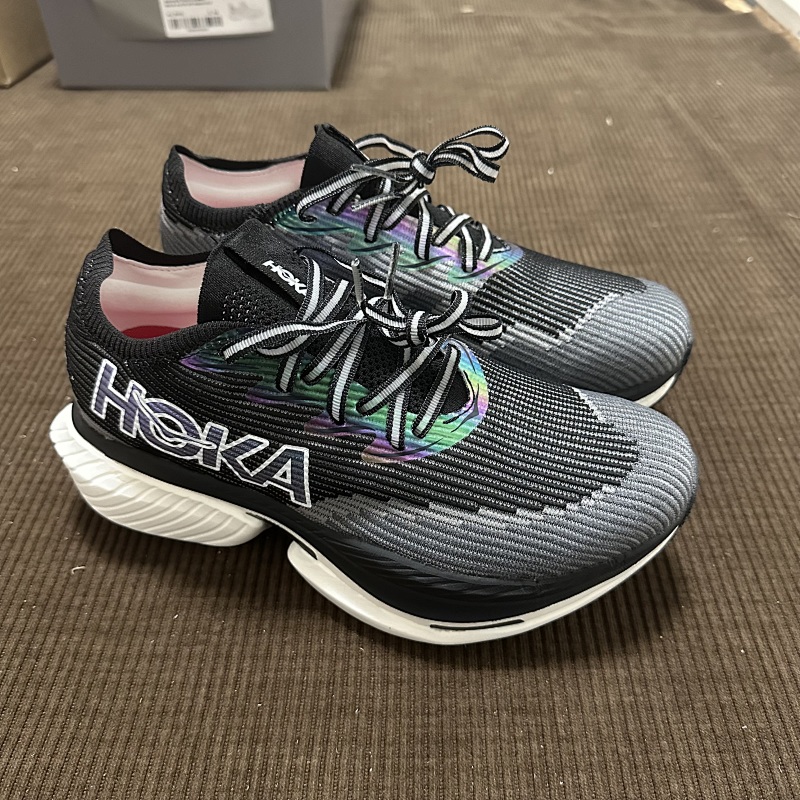 HOKA