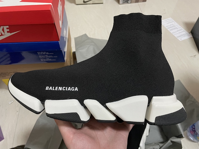 BALENCIAGA袜子鞋