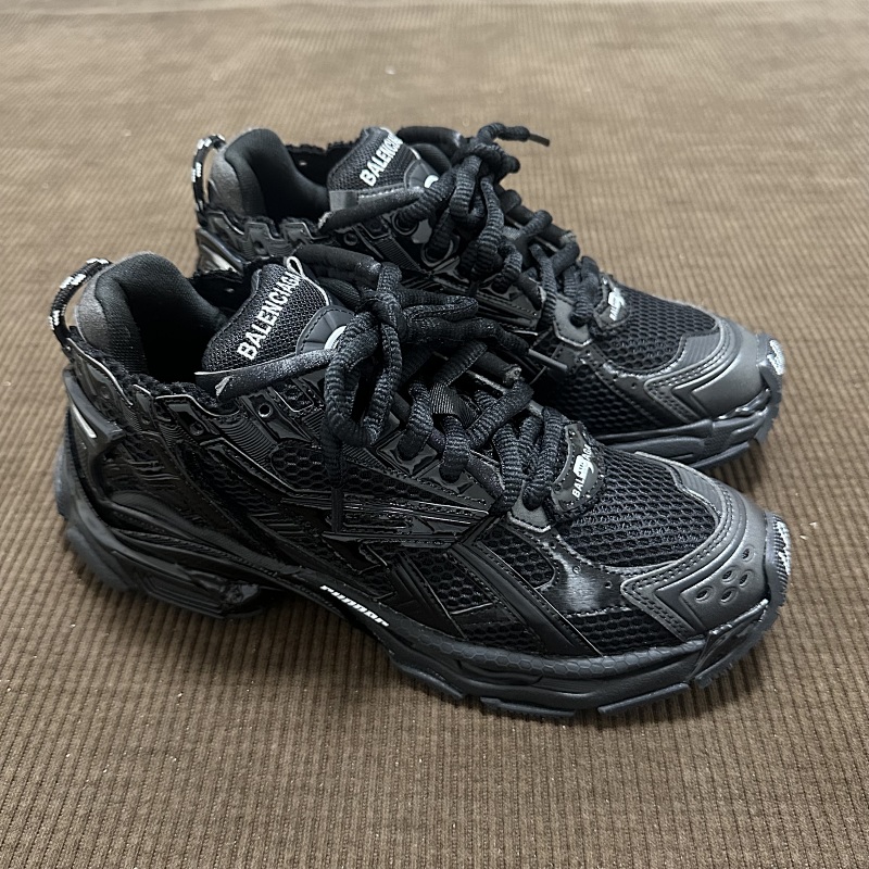 BEST BATCH BALENCIAGA RUNNER