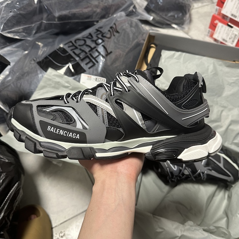 GOOD BATCH BALENCIAGA TRACK