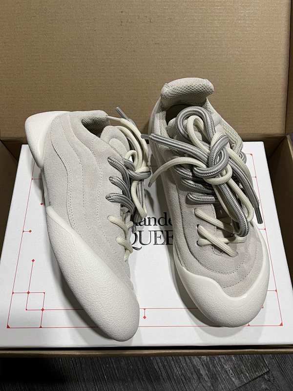 MCQUEEN FLEXION
