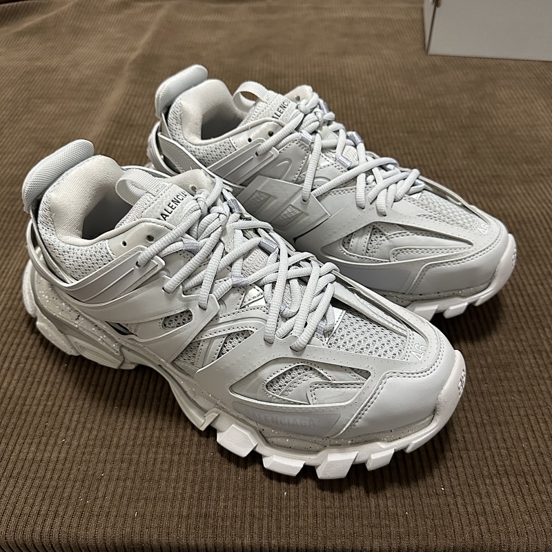 GOOD BALENCIAGA TRACK