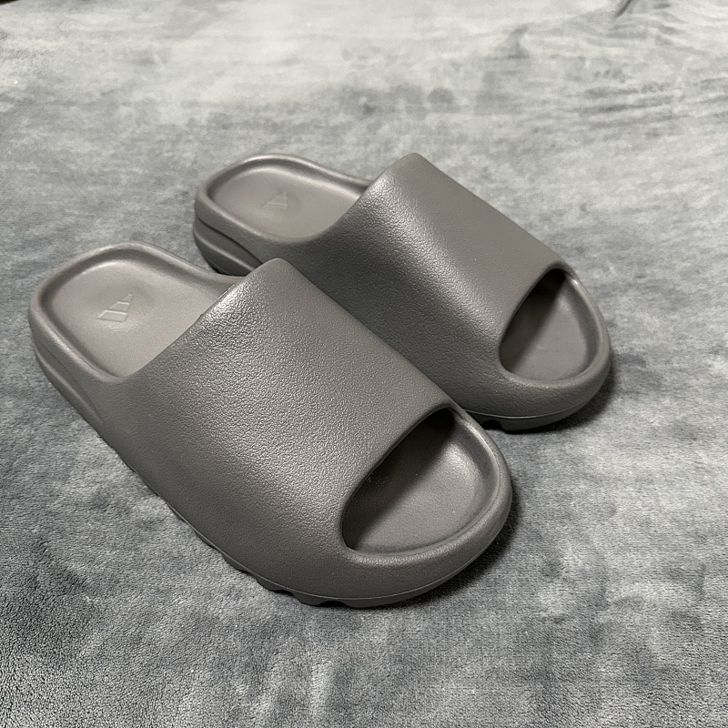 GX YEEZY SLIDE