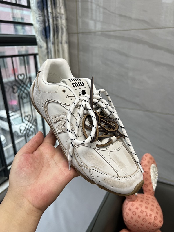 GZ BATCH MIUMIU NEW BALANCE