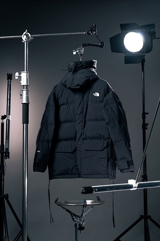 TNF HYKE羽绒服