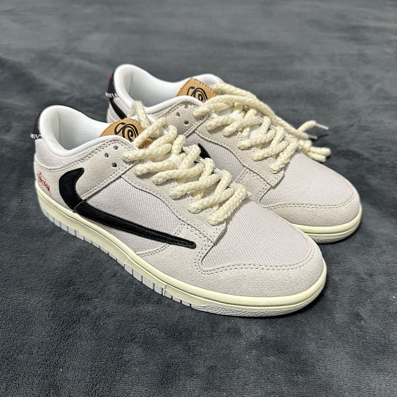 STUSSY DUNK
