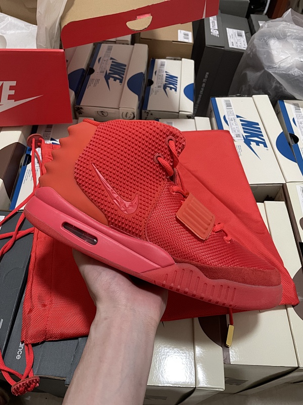 NIKE AIR YEEZY