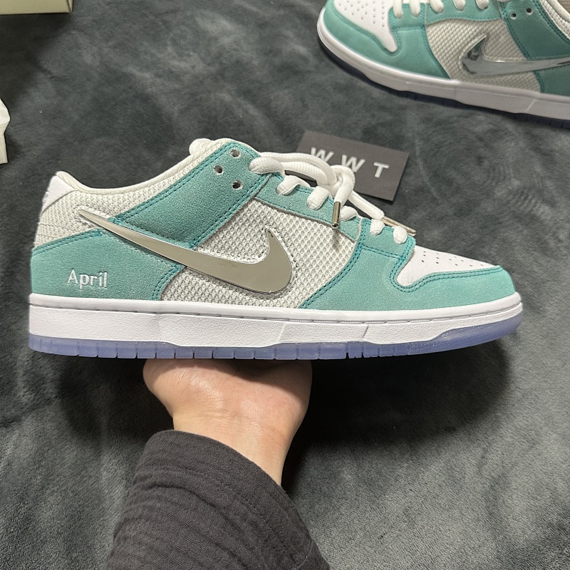 M BATCH DUNK