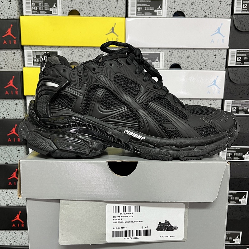 【XA Batch】BLCG Runner7.5 【35-46】7.5 全黑 1000
