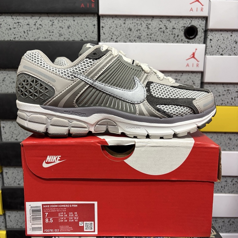 【Z Batch】 NK AirZoomVomero5 灰色 FD0791-012