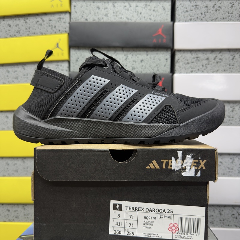 【XY Batch】TERREX DAROGA 25 36-45 HQ9170